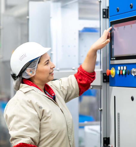 Treehouse Almonds Team Member Operating Equipment - Treehouse Almond Ingredients Company